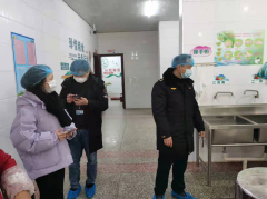 以校园周边小卖部、餐饮店、饮品店等为沉点单